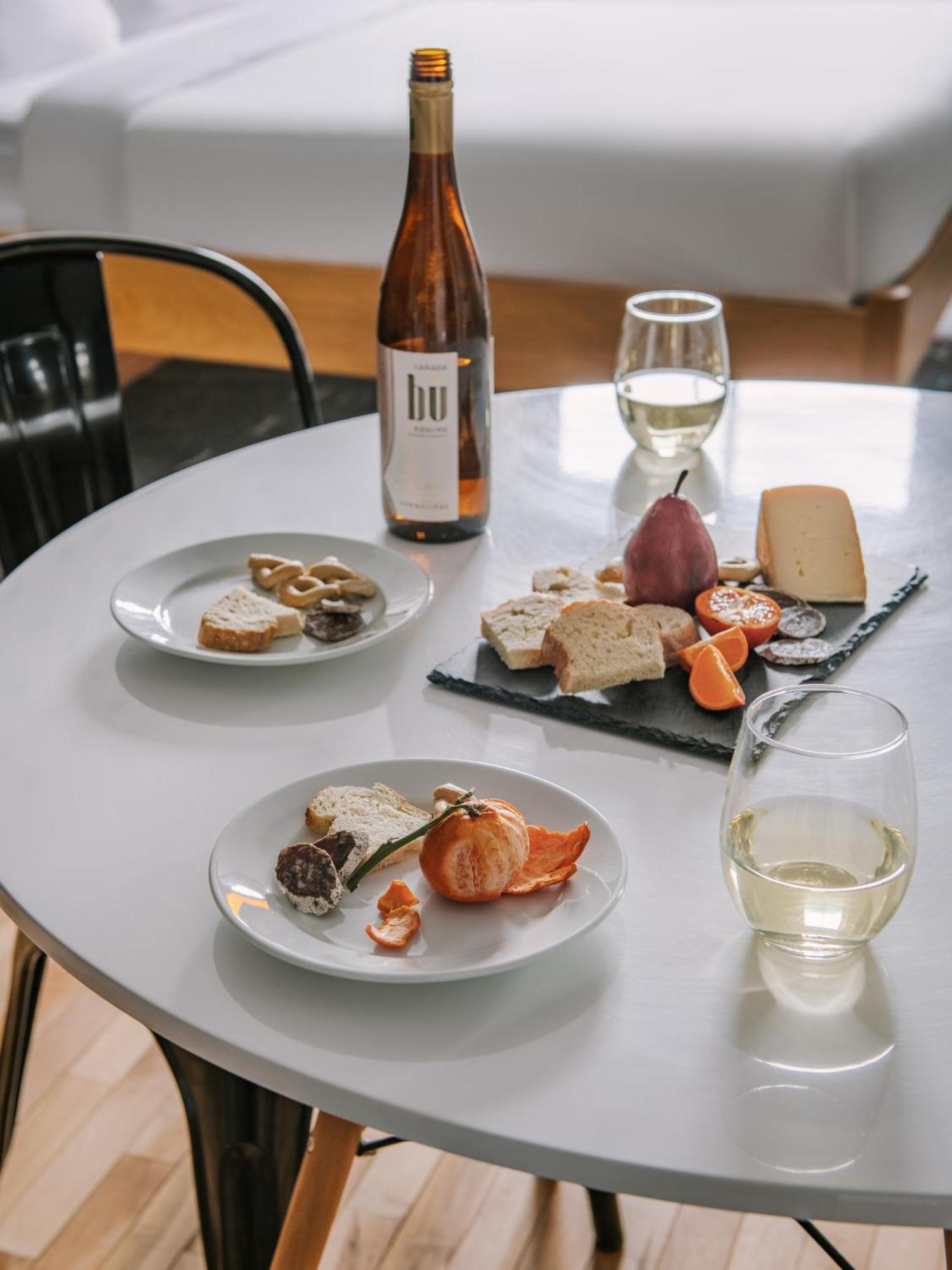 Sonder Le Victoria Aparthotel Montreal Luaran gambar